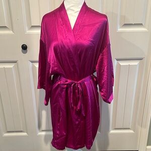 Victoria's Secret M/L Magenta Satin Robe